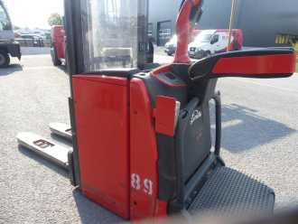 Heftruck gebruikt LINDE L14AP ELEKTRO HOCHHUBWAGENDEICHSEL (13062309)