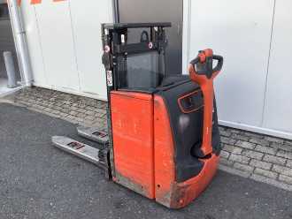 Heftruck gebruikt LINDE L16 ELEKTRO HOCHHUBWAGENDEICHSEL (13056592)