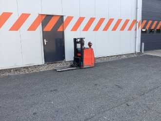 Heftruck gebruikt LINDE L16 ELEKTRO HOCHHUBWAGENDEICHSEL (13056592)