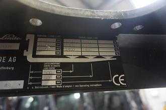 Heftruck gebruikt LINDE R 14 - 7.995mm Hubhöhe ELEKTRO SCHUBMASTSTAPLER (13076161)