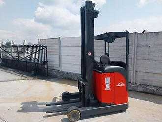 Heftruck gebruikt LINDE R 16 ELEKTRO SCHUBMASTSTAPLER (13032636) backdrop