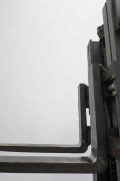 Heftruck gebruikt LINDE R 16 G 115-03 ELEKTRO SCHUBMASTSTAPLER (13067086)