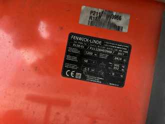 Heftruck gebruikt LINDE R12B-01 ELEKTRO SCHUBMASTSTAPLER (13073448)