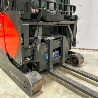 Heftruck gebruikt LINDE R14 X ELEKTRO SCHUBMASTSTAPLER (12961752)