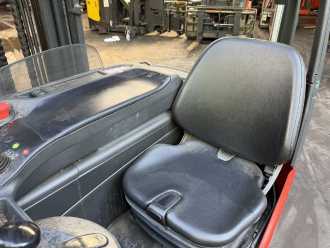 Heftruck gebruikt LINDE R16-01 ELEKTRO SCHUBMASTSTAPLER (13051797)