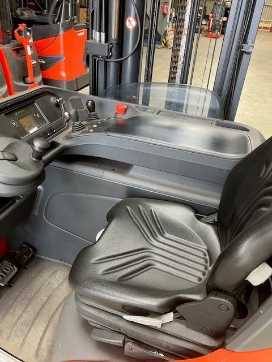 Heftruck gebruikt LINDE R16 ELEKTRO SCHUBMASTSTAPLER (13067056)