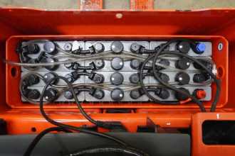 Heftruck gebruikt LINDE T 18 1152-02 ELEKTRO NIEDERHUBWAGENDEICHSEL (13017355)