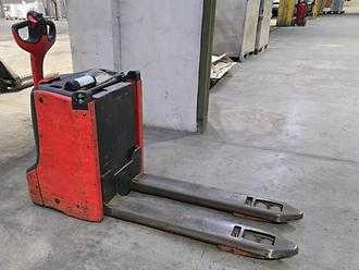 Heftruck gebruikt LINDE T16L ELEKTRO NIEDERHUBWAGENDEICHSEL (13023432) backdrop