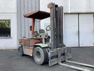 Heftruck gebruikt LUGLI 40 C DIESEL VIERRADFRONTSTAPLER (13036482) backdrop