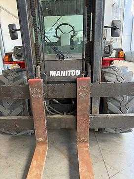 Heftruck gebruikt MANITOU M50-4 DIESEL GELAENDESTAPLER (13045299)