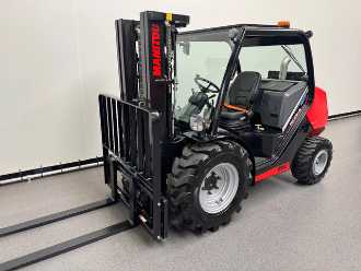 Heftruck gebruikt MANITOU MC25-4 D K ST5 S1 MC 25-4 D K ST5 S1 DIESEL GELAENDESTAPLER (13005172)