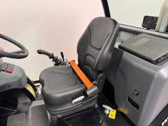 Heftruck gebruikt MANITOU MC25-4 D K ST5 S1 MC 25-4 D K ST5 S1 DIESEL GELAENDESTAPLER (13005172)