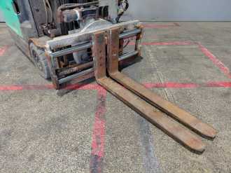 Heftruck gebruikt MITSUBISHI FB18NT ELEKTRO DREIRADFRONTSTAPLER (13048344)