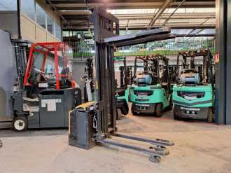 Heftruck gebruikt MITSUBISHI SBP16N2I ELEKTRO HOCHHUBWAGENDEICHSEL (12905798)
