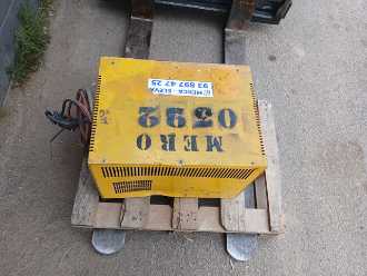 Heftruck gebruikt NISSAN Q02L25CU CARRETILLA ELEVADORA ELECTRICA 2500 KG ELEKTRO VIERRADFRONTSTAPLER (13006613)