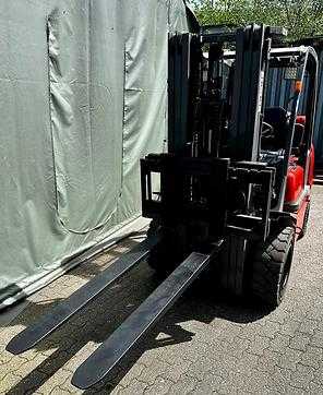 Heftruck gebruikt NISSAN UG1D2A32LQ  GAS VIERRADFRONTSTAPLER (13007228)