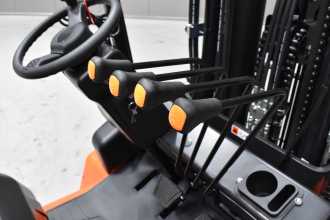 Heftruck gebruikt NOBLELIFT CPD 25 A /K801367/ ELEKTRO VIERRADFRONTSTAPLER (13069659)
