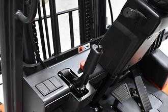Heftruck gebruikt NOBLELIFT CPD18 A 3300 ELEKTRO VIERRADFRONTSTAPLER (13072371)