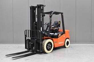 Heftruck gebruikt NOBLELIFT CPD38 A 4800 ELEKTRO VIERRADFRONTSTAPLER (13072846)