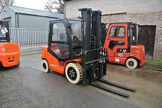 Heftruck gebruikt NOBLELIFT CPD38 ELEKTRO VIERRADFRONTSTAPLER (13010612)