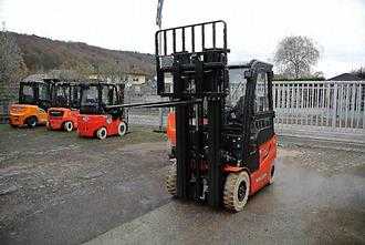 Heftruck gebruikt NOBLELIFT FE4P20Q ELEKTRO VIERRADFRONTSTAPLER (13010606)