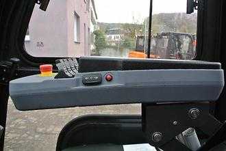 Heftruck gebruikt NOBLELIFT FE4P20Q ELEKTRO VIERRADFRONTSTAPLER (13010606)