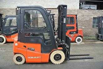 Heftruck gebruikt NOBLELIFT FE4P20Q ELEKTRO VIERRADFRONTSTAPLER (13010606)