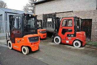 Heftruck gebruikt NOBLELIFT FE4P20Q ELEKTRO VIERRADFRONTSTAPLER (13010606)