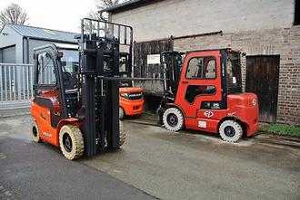 Heftruck gebruikt NOBLELIFT FE4P25Q ELEKTRO VIERRADFRONTSTAPLER (13010607)