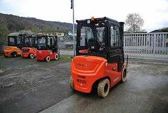 Heftruck gebruikt NOBLELIFT FE4P25Q ELEKTRO VIERRADFRONTSTAPLER (13010608)