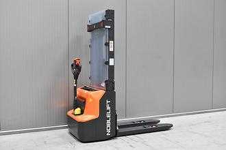 Heftruck gebruikt NOBLELIFT SWB 130 D 4200 ELEKTRO HOCHHUBWAGENDEICHSEL (13072908)