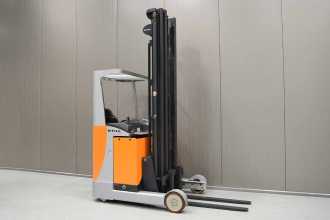 Heftruck gebruikt STILL FM-X 14 /18286/ ELEKTRO SCHUBMASTSTAPLER (13028928) backdrop