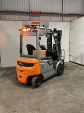 Heftruck gebruikt STILL RCE25 ELEKTRO VIERRADFRONTSTAPLER (13023516)