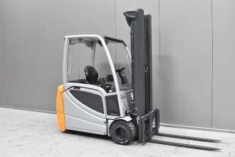 Heftruck gebruikt STILL RX 20-20 L /57884/ ELEKTRO DREIRADFRONTSTAPLER (13060151) backdrop