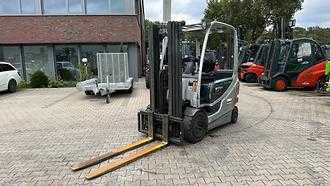 Heftruck gebruikt STILL RX 60-25 ELEKTRO VIERRADFRONTSTAPLER (13075555) backdrop