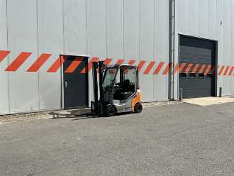 Heftruck gebruikt STILL RX70-16T GAS VIERRADFRONTSTAPLER (13040672)