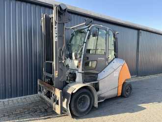 Heftruck gebruikt STILL RX70-80 DIESEL VIERRADFRONTSTAPLER (13028735) backdrop