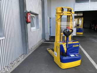 Heftruck gebruikt STOECKLIN EDS 12 C44 ELEKTRO HOCHHUBWAGENDEICHSEL (12500620)