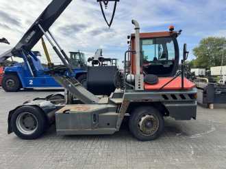 Heftruck gebruikt TERBERG TT220 DIESEL SCHLEPPER (13070510) backdrop