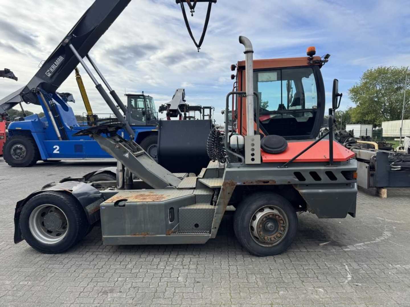 Heftruck gebruikt TERBERG TT220 DIESEL SCHLEPPER (13070510)