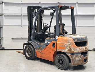 Heftruck gebruikt TOYOTA 02-8FDF30 DIESEL VIERRADFRONTSTAPLER (13034779)