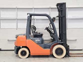 Heftruck gebruikt TOYOTA 52-8FD25 DIESEL VIERRADFRONTSTAPLER (13058631)
