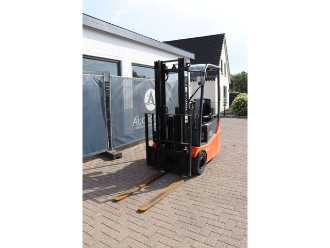 Heftruck gebruikt TOYOTA 7FBEST13 ELEKTRO VIERRADFRONTSTAPLER (13065056)