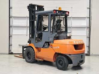 Heftruck gebruikt TOYOTA 7FDA50 DIESEL VIERRADFRONTSTAPLER (13053923)