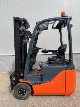 Heftruck gebruikt TOYOTA 8FBE15T ELEKTRO DREIRADFRONTSTAPLER (13068337)