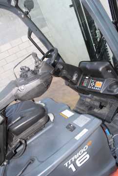 Heftruck gebruikt TOYOTA 8FBE16T ELEKTRO DREIRADFRONTSTAPLER (13065187)
