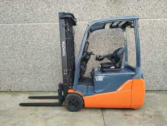 Heftruck gebruikt TOYOTA 8FBE16T ELEKTRO DREIRADFRONTSTAPLER (13075200)