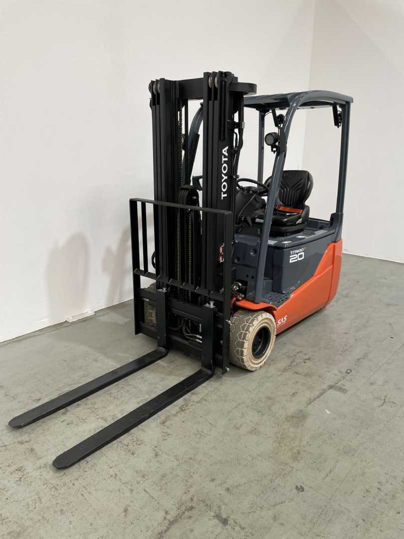 Heftruck gebruikt TOYOTA 8FBE20T *sofort verfügbar* ELEKTRO DREIRADFRONTSTAPLER (13064521)
