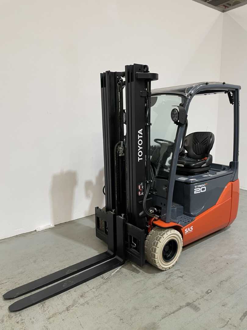 Heftruck gebruikt TOYOTA 8FBE20T *sofort verfügbar* ELEKTRO DREIRADFRONTSTAPLER (13065789)
