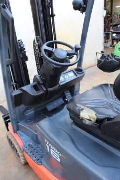 Heftruck gebruikt TOYOTA 8FBEK16T ELEKTRO DREIRADFRONTSTAPLER (13065190)